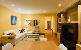 Casa Naranja - Centrally Located, Spacious, Unique